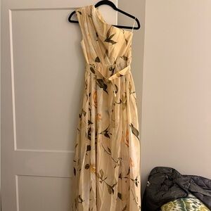 Chic One-Shoulder Floral Dress in Cream